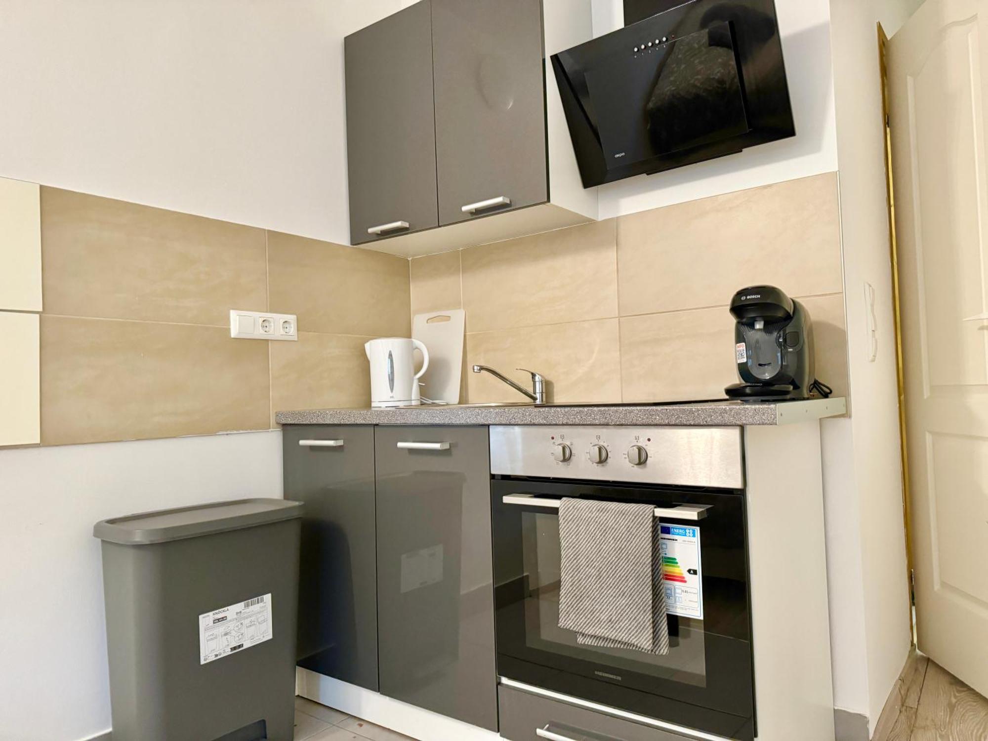 Stylish Schonbrunn Apartments - Free Underground Parking Βιέννη Εξωτερικό φωτογραφία