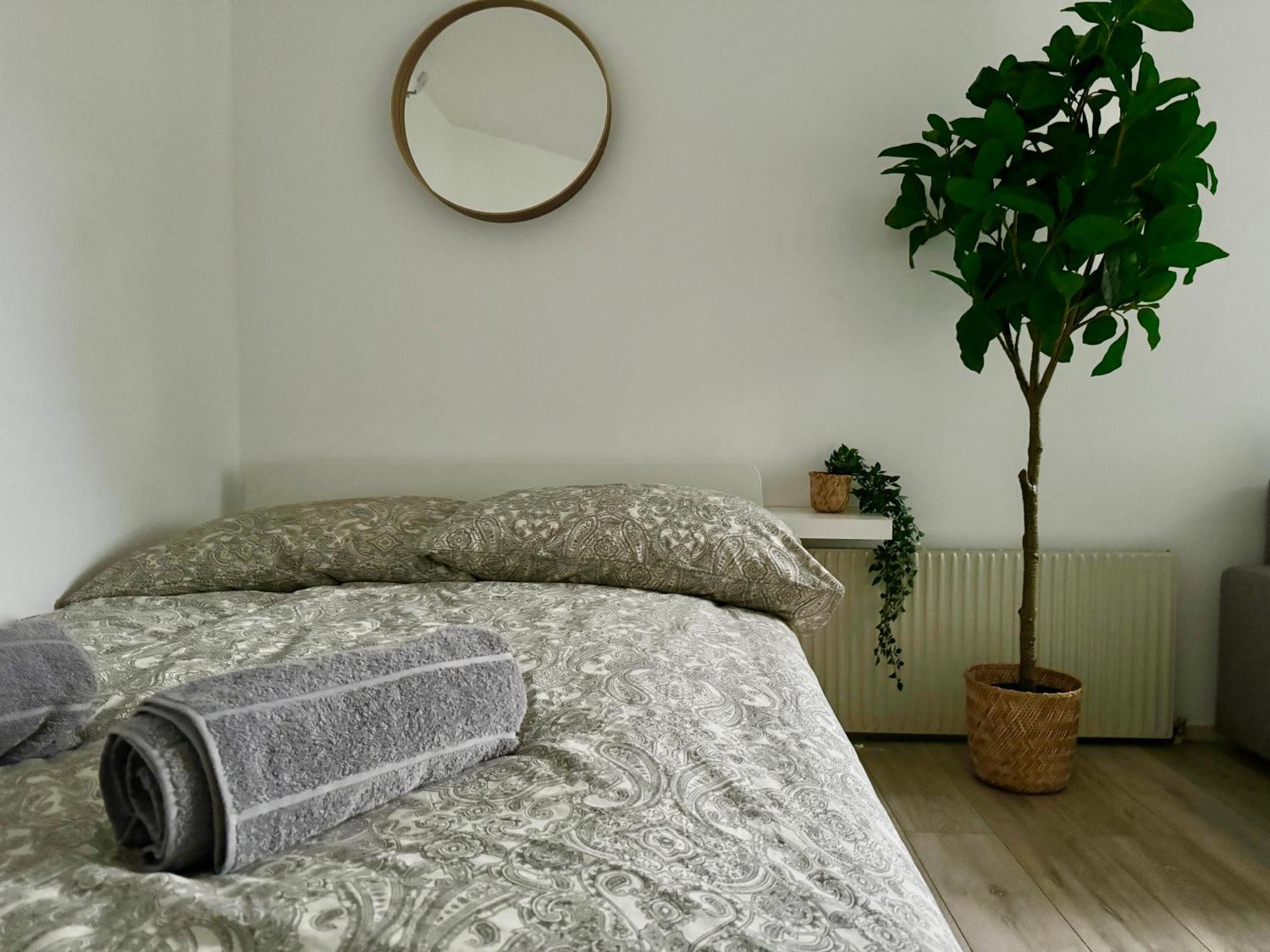 Stylish Schonbrunn Apartments - Free Underground Parking Βιέννη Εξωτερικό φωτογραφία